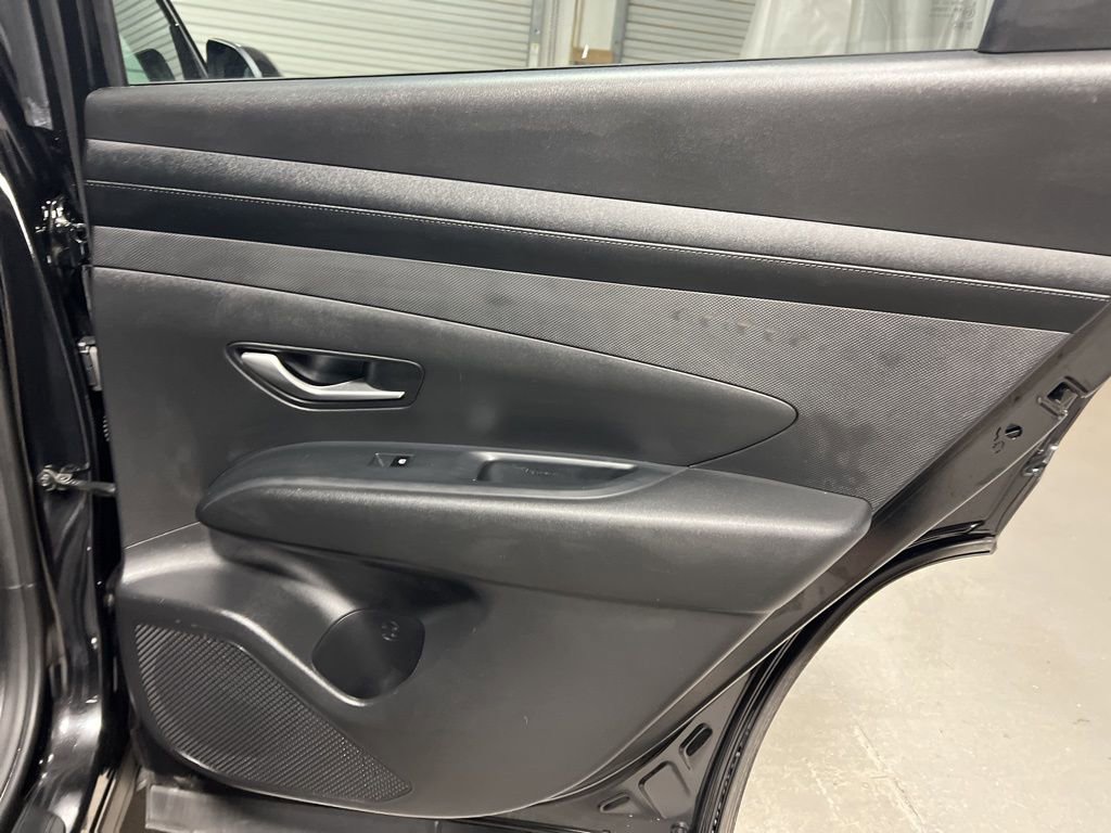 Used 2025 Hyundai Tucson SEL image 11