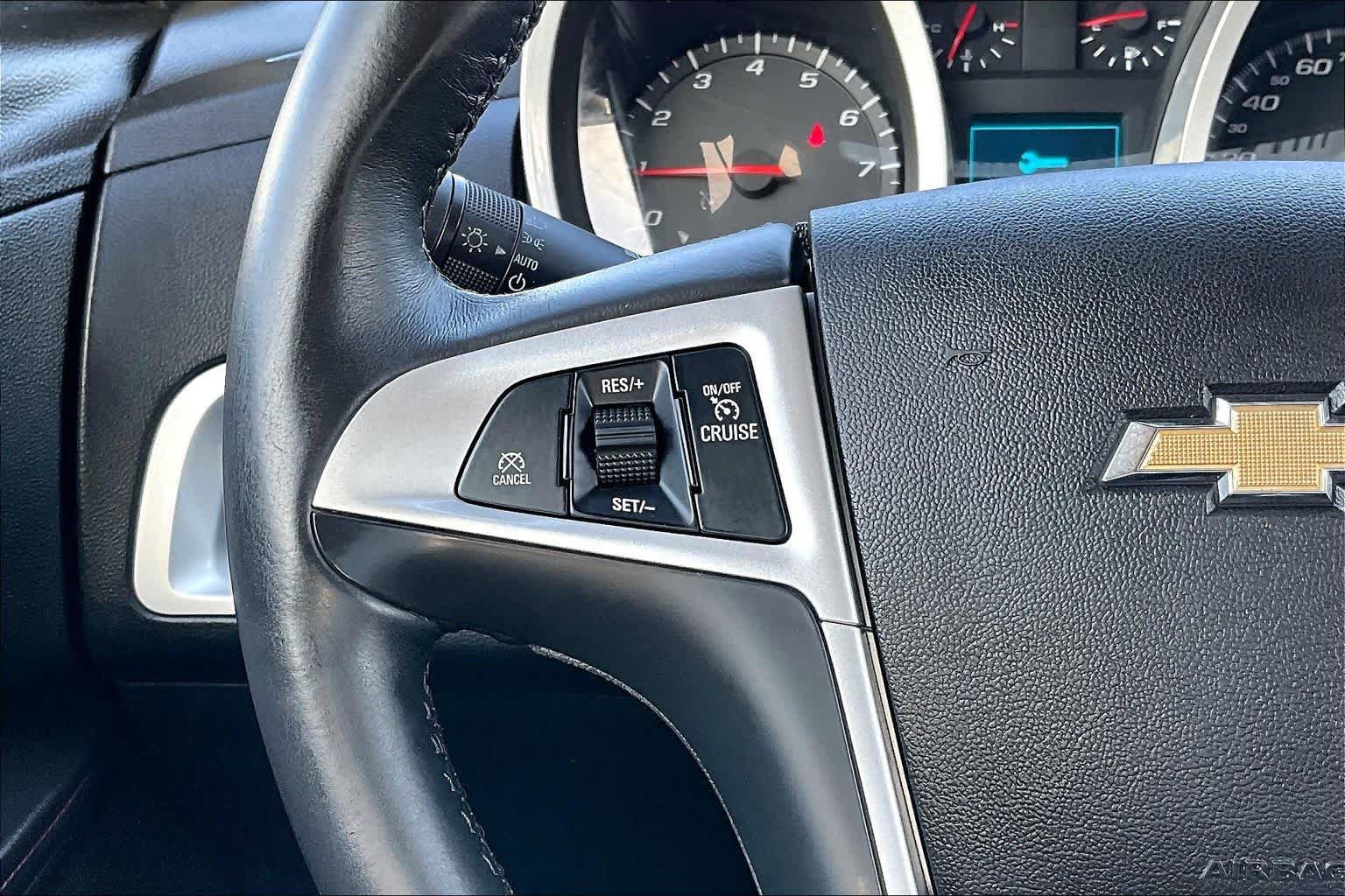 Used 2015 Chevrolet Equinox LT w/ Driver Convenience Package FWD image 23