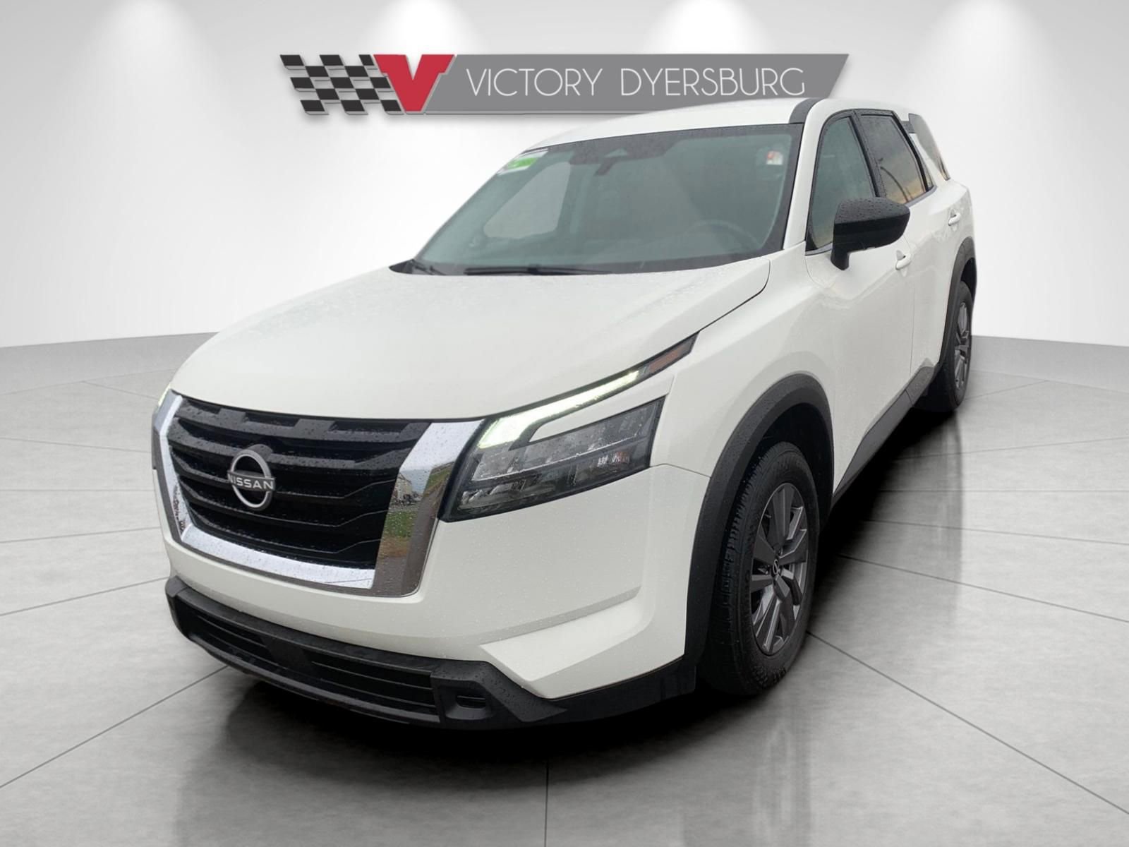 Used 2025 Nissan Pathfinder S image 4