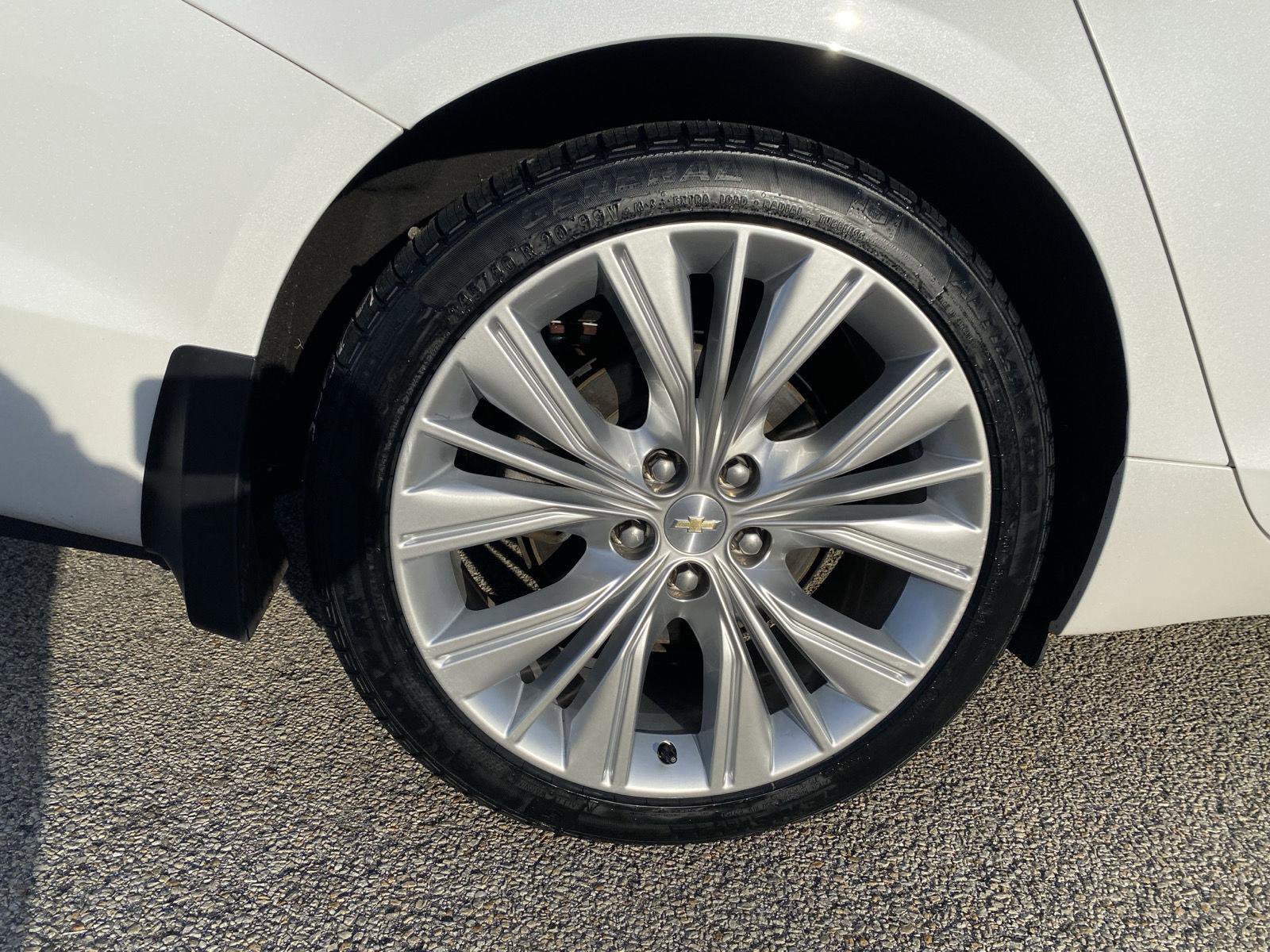 Used 2019 Chevrolet Impala Premier w/ Premier Confidence Package image 12