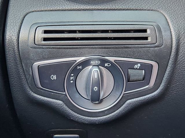 Used 2021 Mercedes-Benz GLC 300 image 17