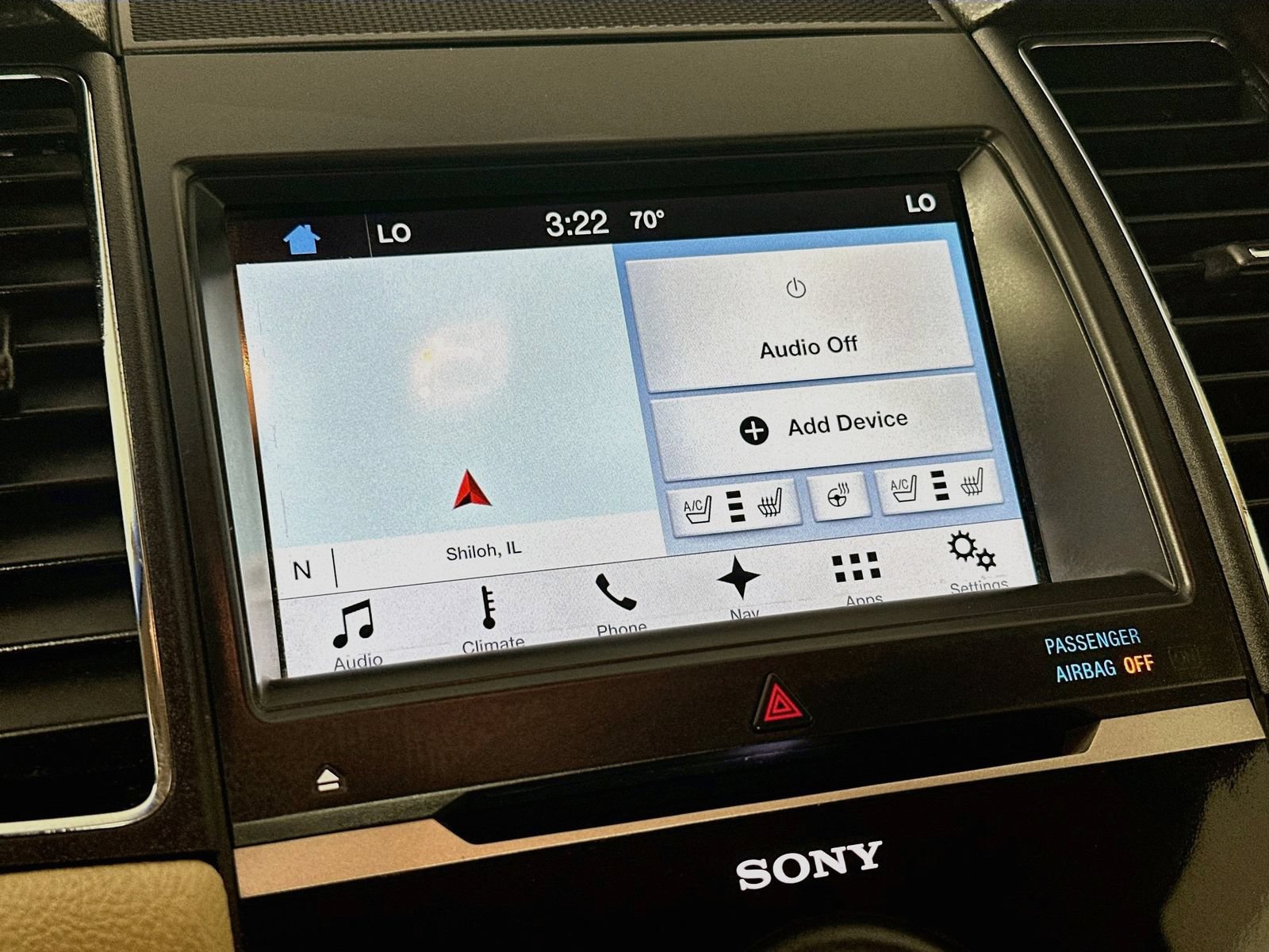 Used 2016 Ford Taurus Limited w/ Equipment Group 301A FWD image 13
