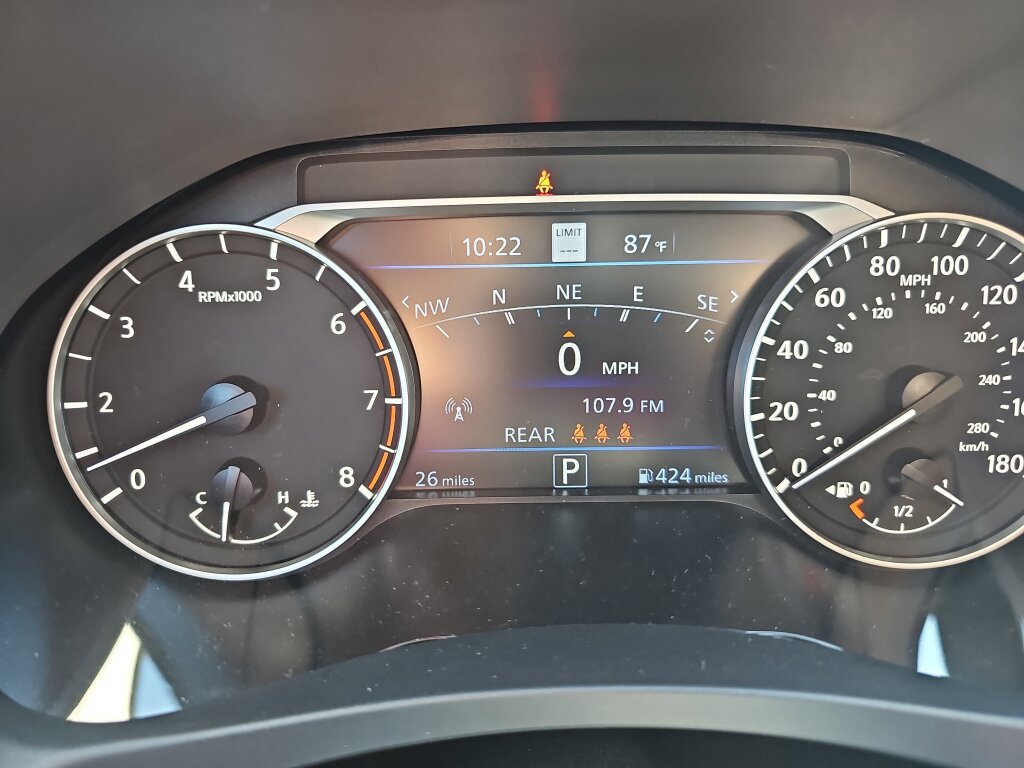 Used 2024 Nissan Altima 2.0 SR image 7