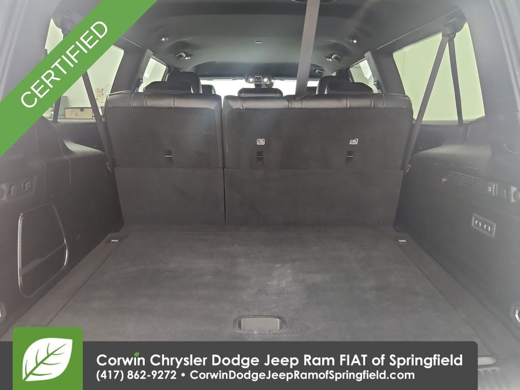 Certified 2024 Jeep Wagoneer L Series II w/ Flexible Seating Group image 33
