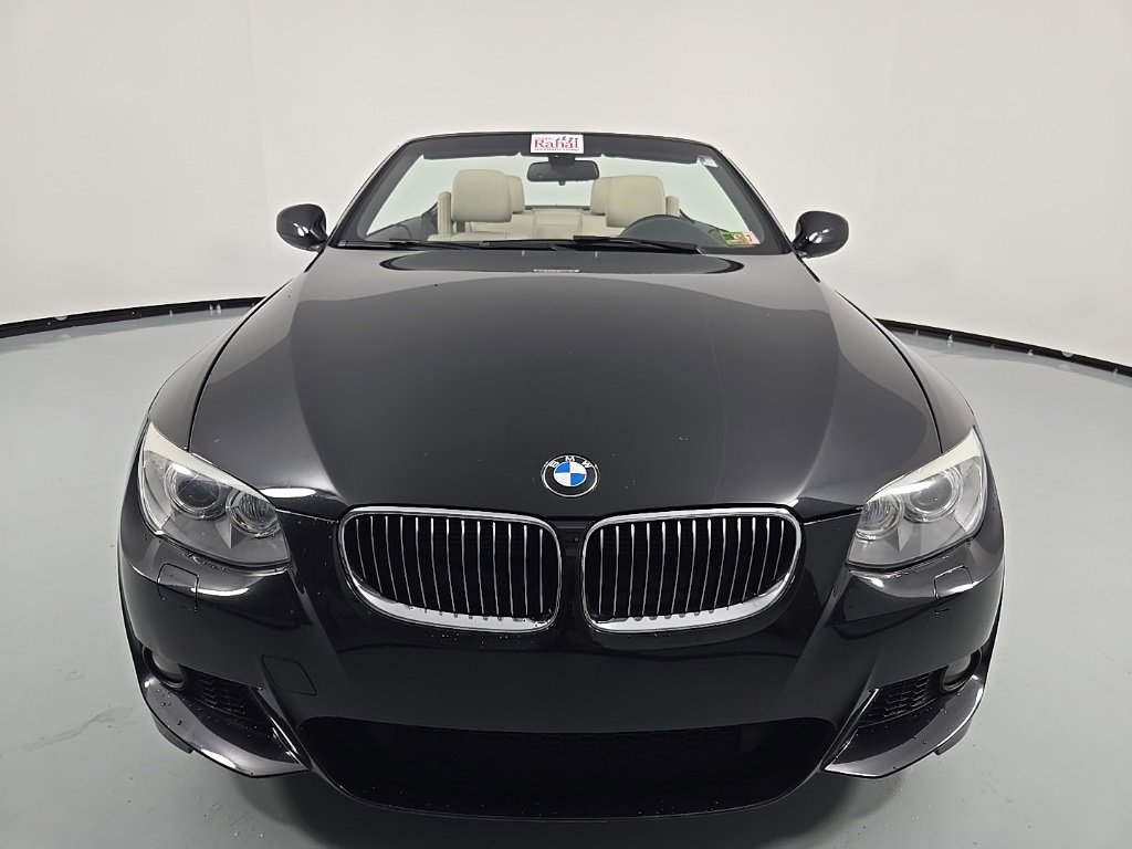 Used 2013 BMW 335i Convertible image 10