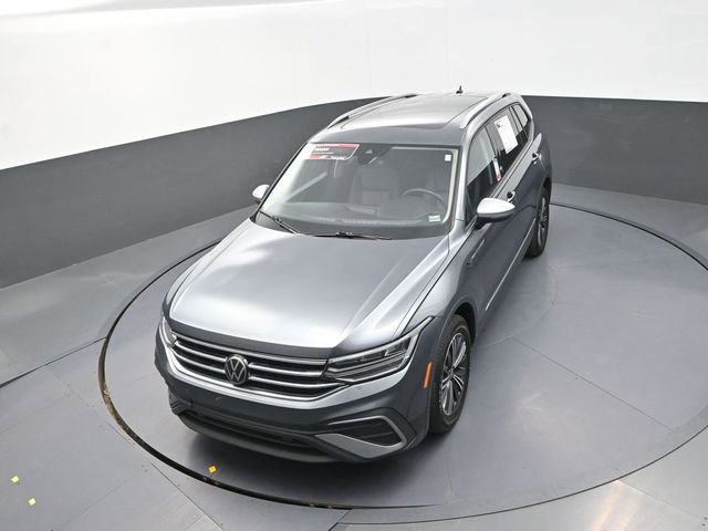 Used 2024 Volkswagen Tiguan Wolfsburg Edition image 13