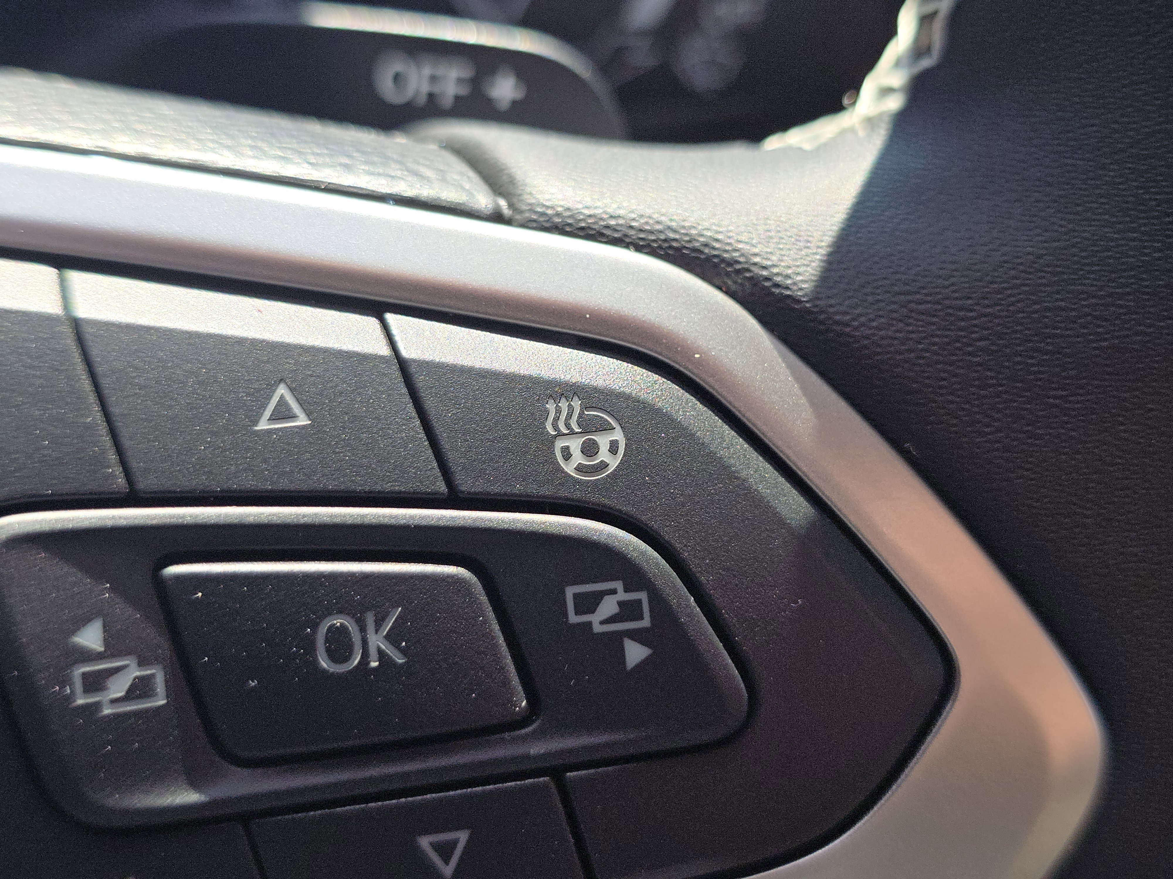 New 2026 Volkswagen Atlas SEL image 25