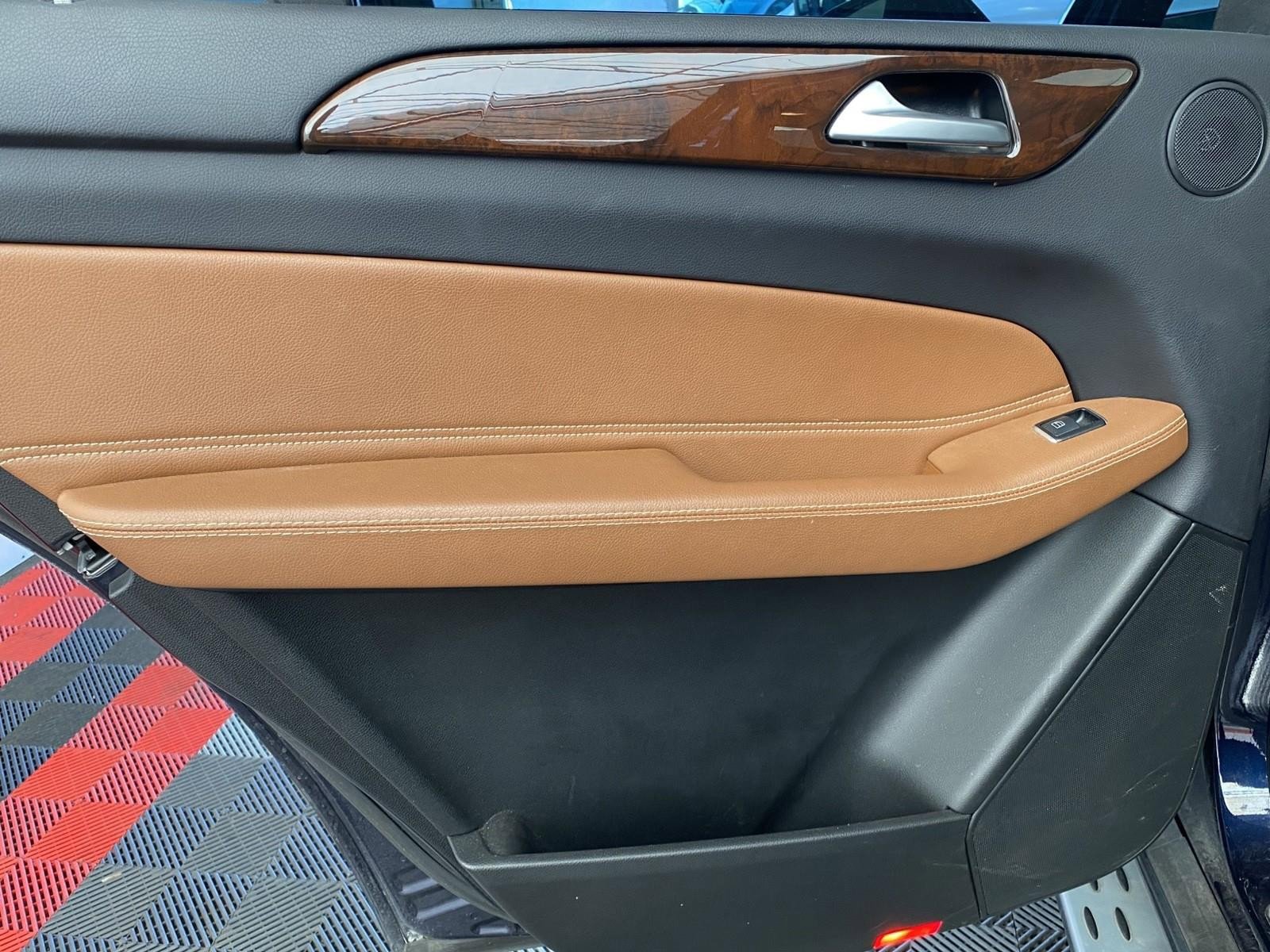 Used 2019 Mercedes-Benz GLS 450 4MATIC image 19