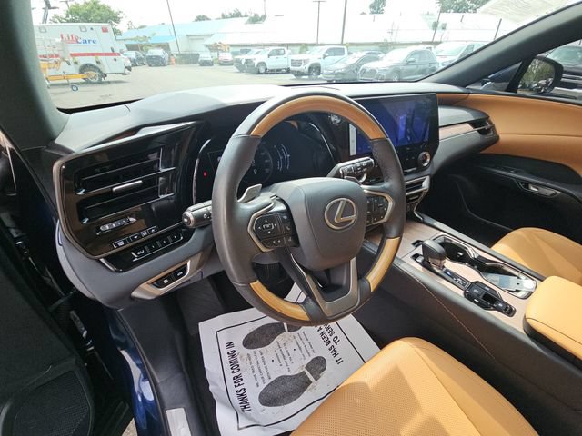 Used 2024 Lexus RX 350 Premium w/ Accessory Package (Z1) FWD image 36