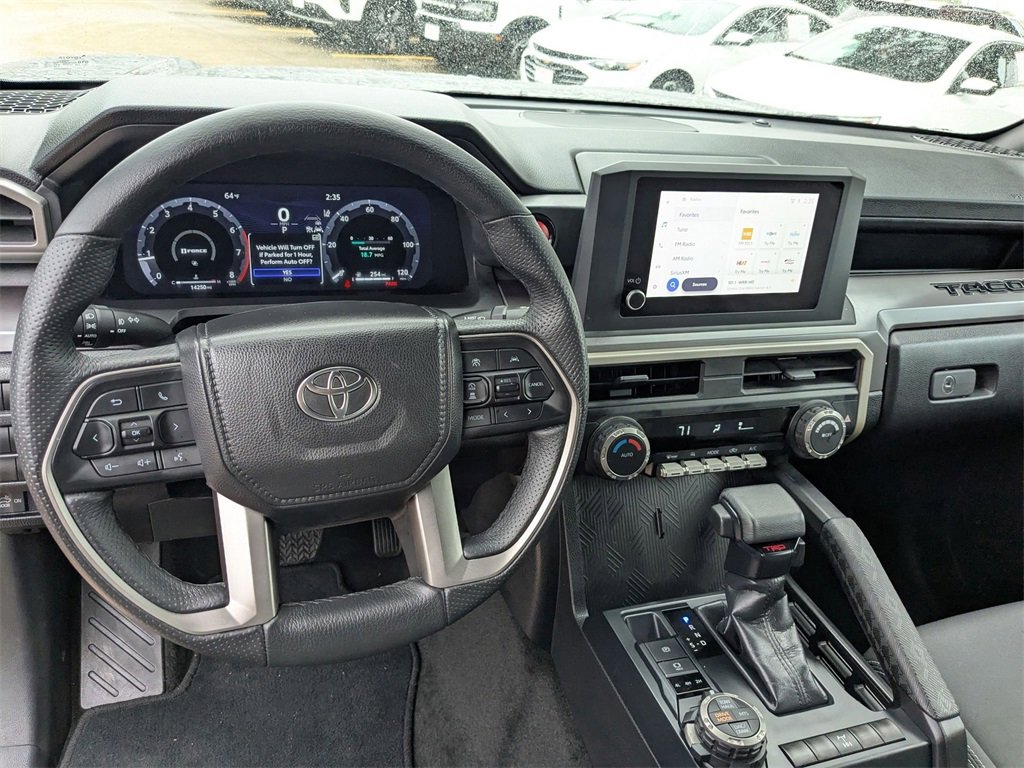 Used 2025 Toyota Tacoma TRD Off-Road image 16