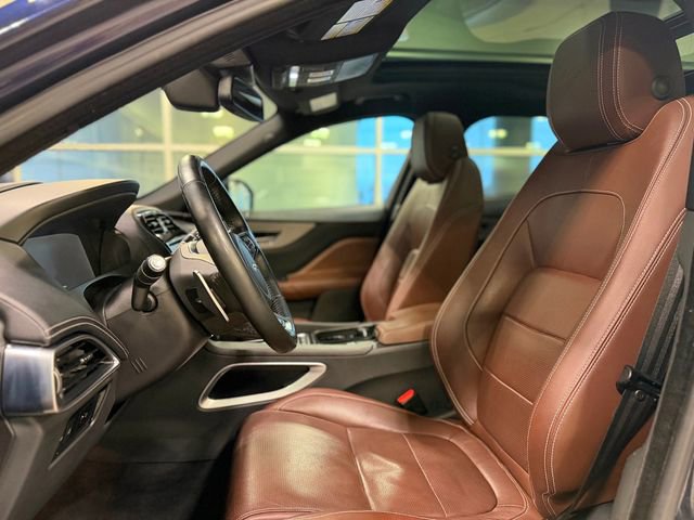 Used 2018 Jaguar F-PACE S image 23