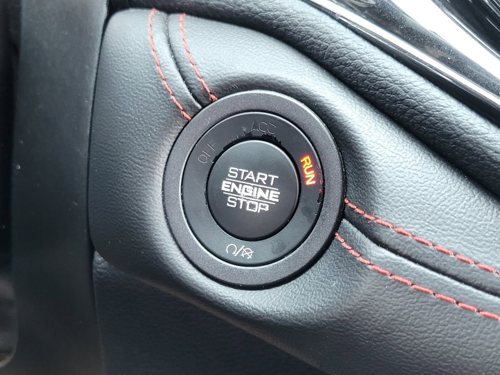 Used 2023 Dodge Durango R/T w/ Blacktop Package RWD image 11