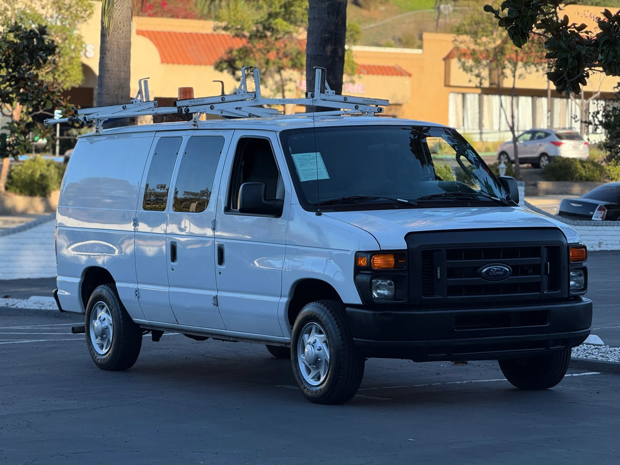 Used 2014 Ford E-150 and Econoline 150 w/ Power Group image 8