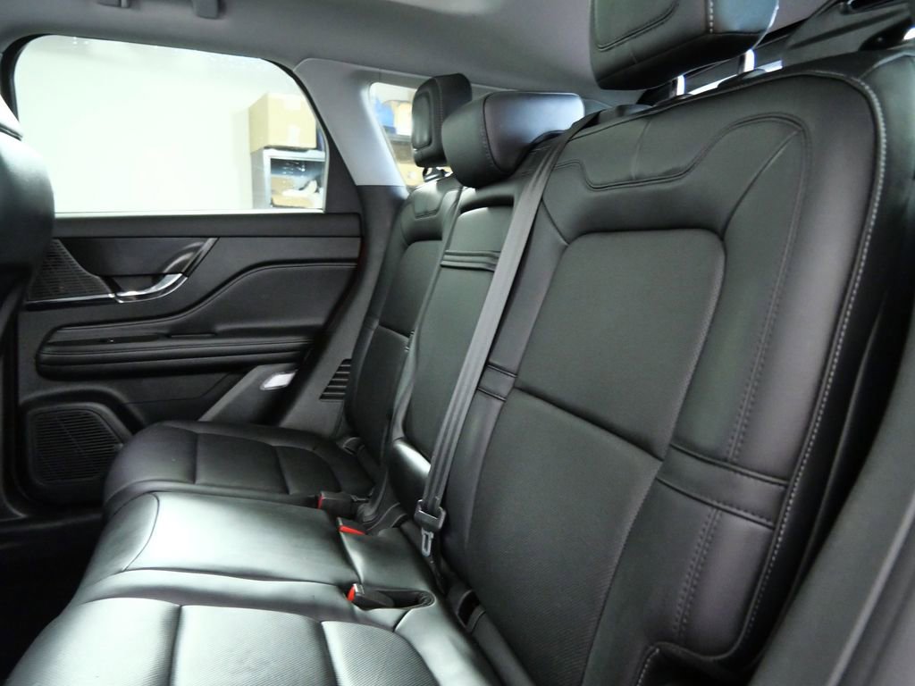 Used 2022 Lincoln Corsair Reserve w/ Elements Package image 15