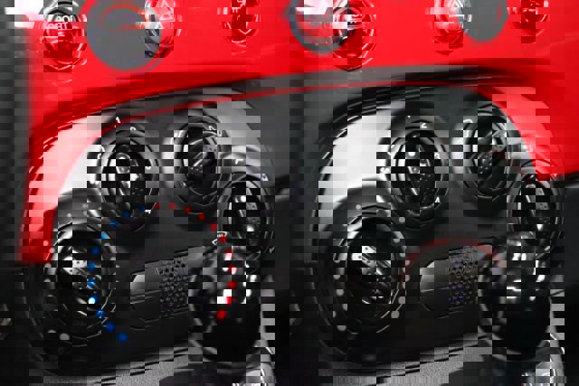 Used 2015 FIAT 500 Pop image 13