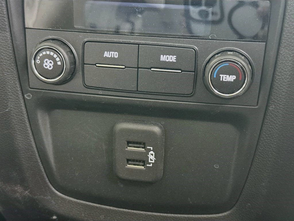 Used 2024 Buick Enclave Essence w/ Technology Package FWD image 42