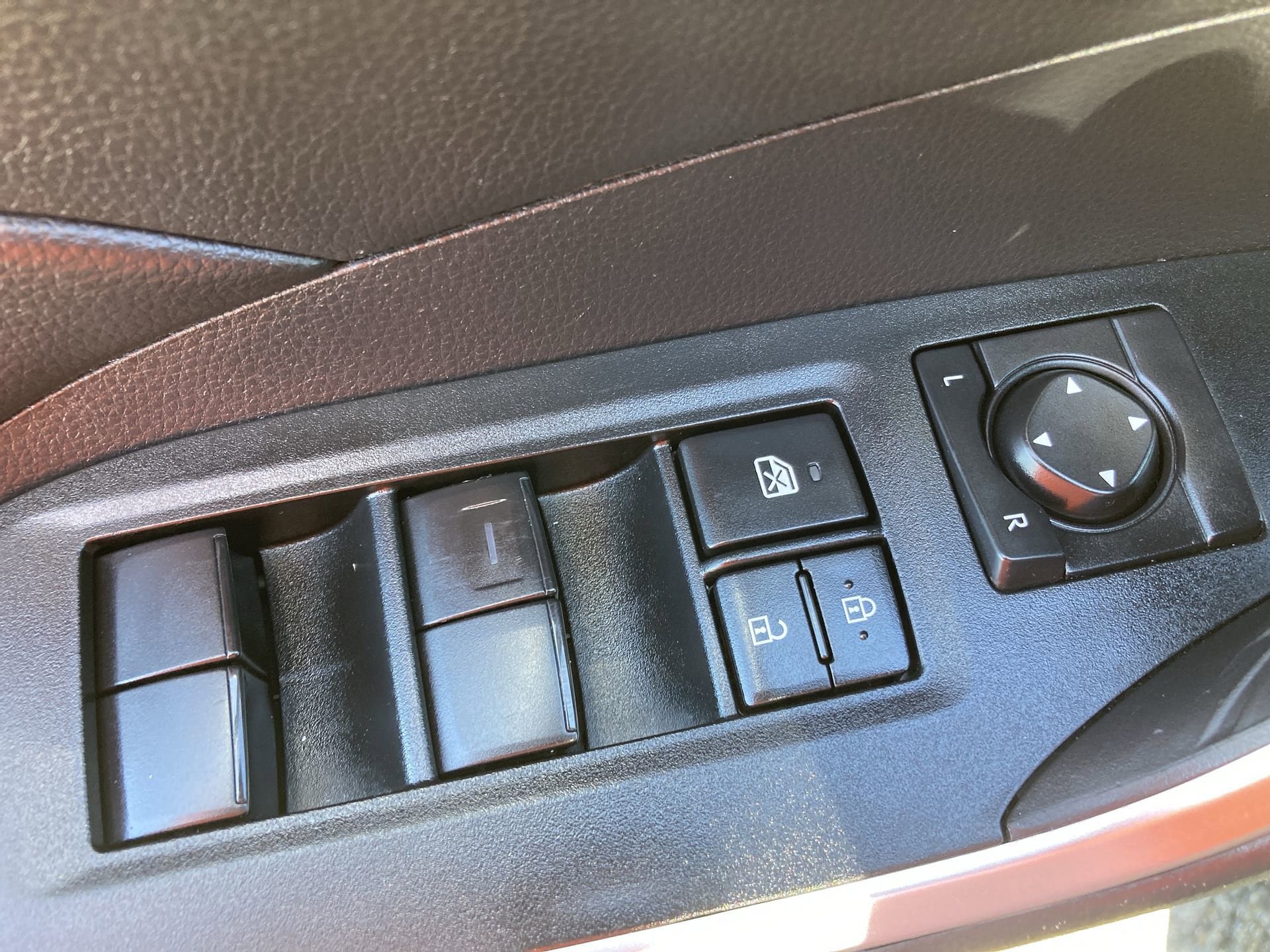 Certified 2025 Toyota RAV4 LE image 15