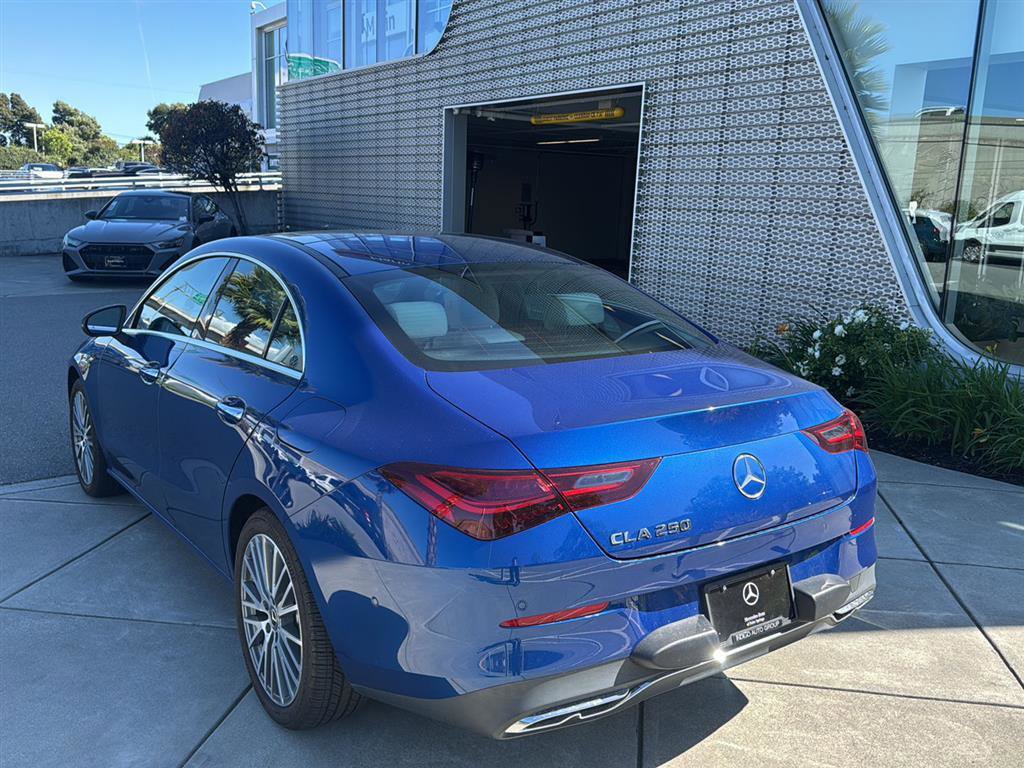Used 2025 Mercedes-Benz CLA 250 image 8