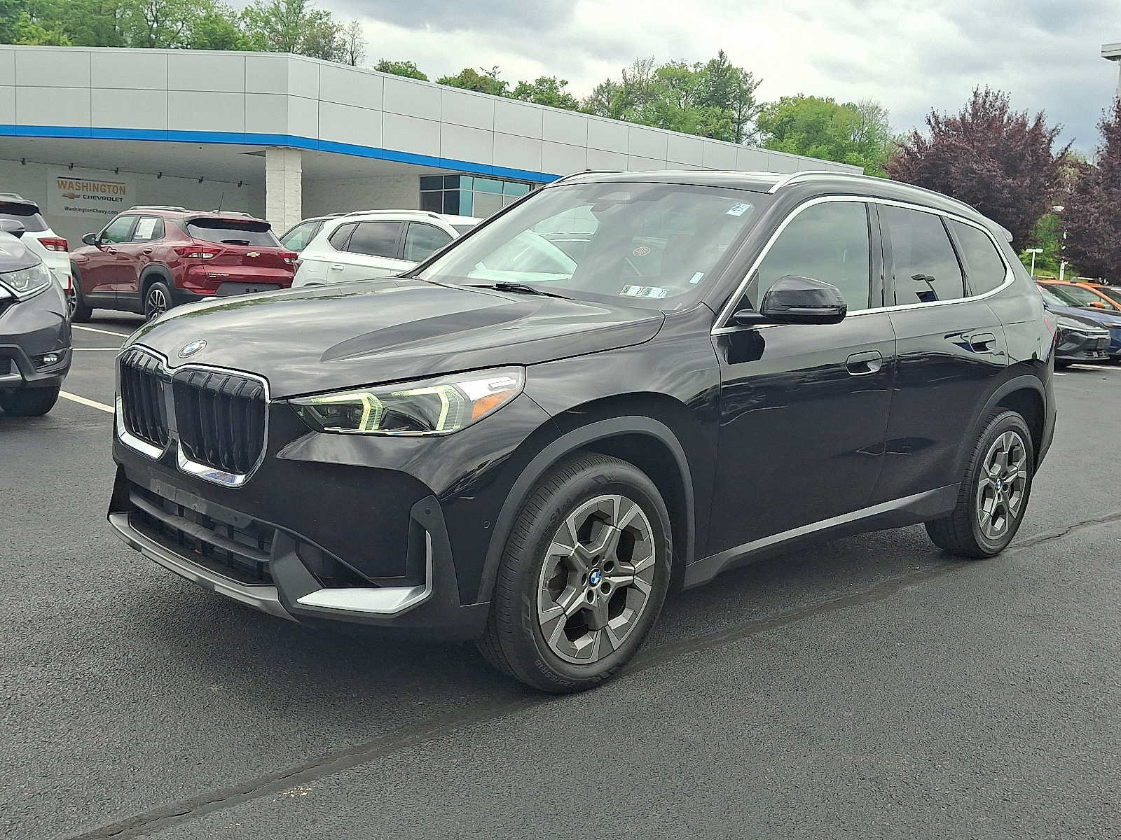 Used 2023 BMW X1 xDrive28i AWD/4WD image 3