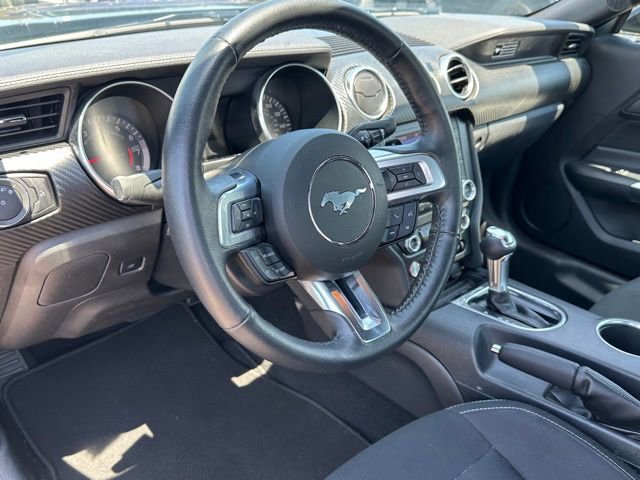 Used 2020 Ford Mustang Coupe RWD image 15