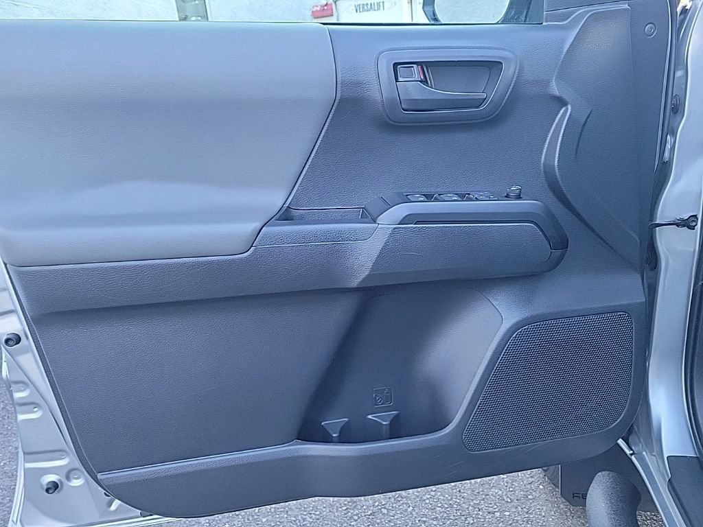 Used 2023 Toyota Tacoma SR image 29