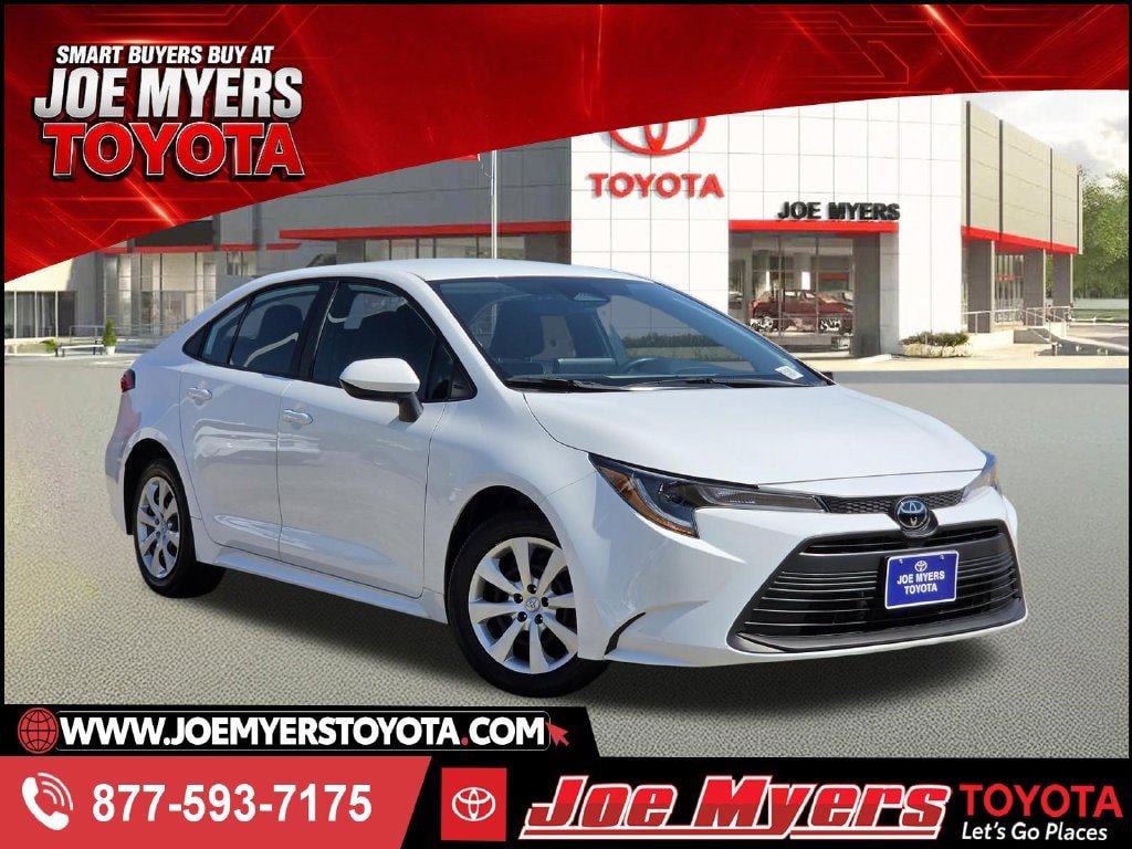 Used 2026 Toyota Corolla LE FWD image 1
