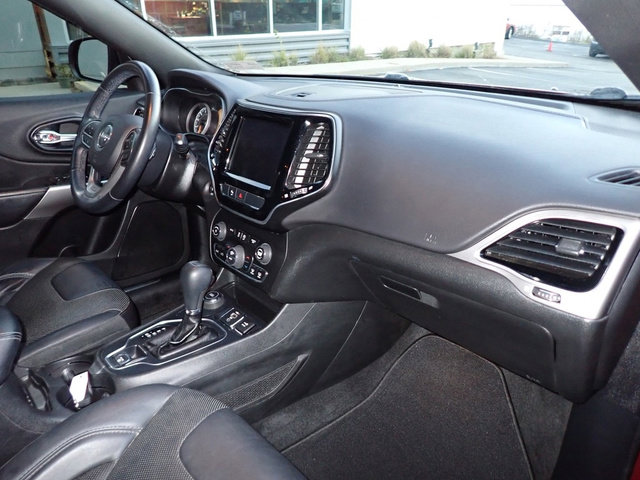 Used 2019 Jeep Cherokee High Altitude image 12