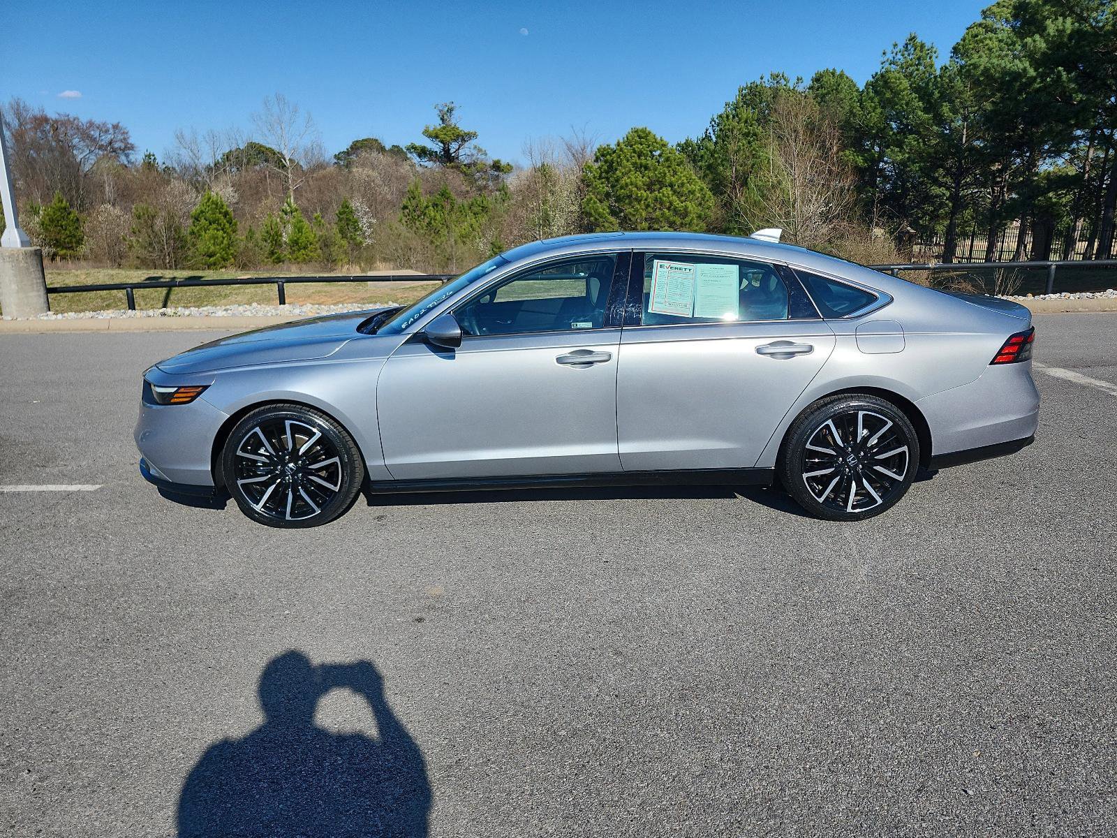 Used 2024 Honda Accord Touring image 2