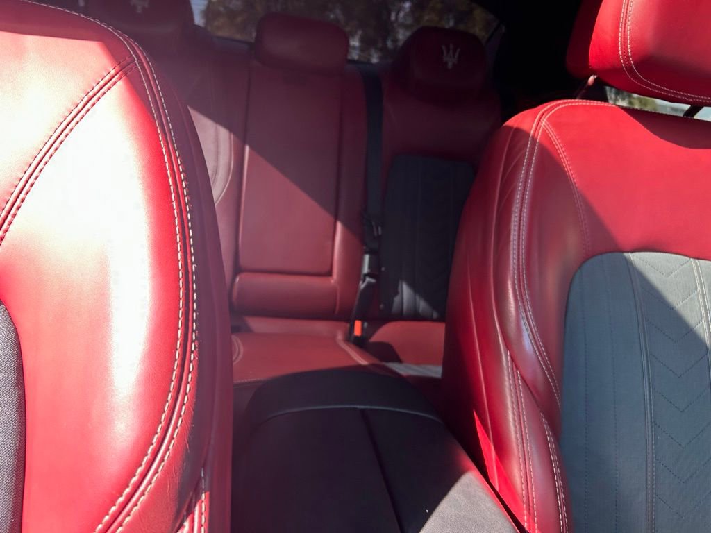 Used 2016 Maserati Ghibli S image 37