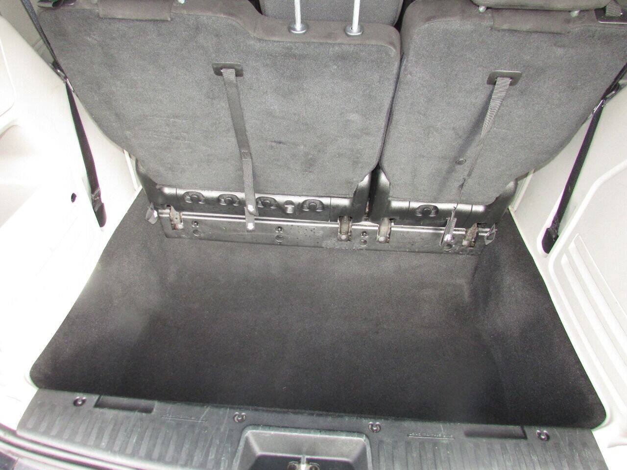 Used 2015 Dodge Grand Caravan SXT FWD image 21