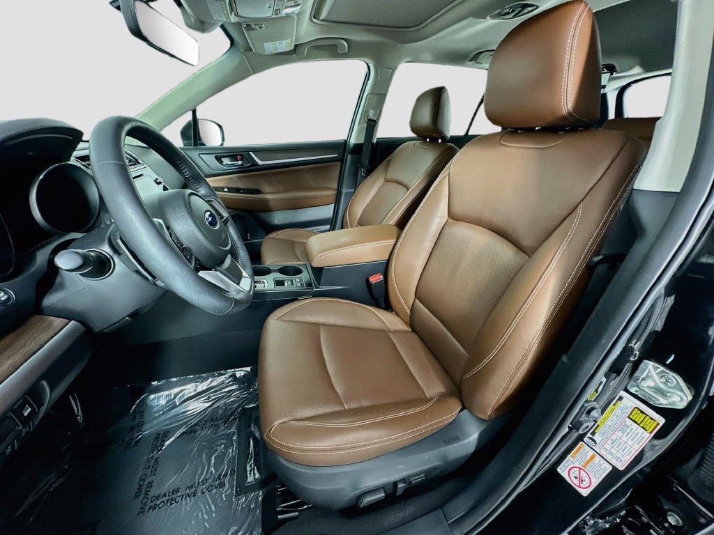 Used 2019 Subaru Outback 3.6R Touring AWD/4WD image 5