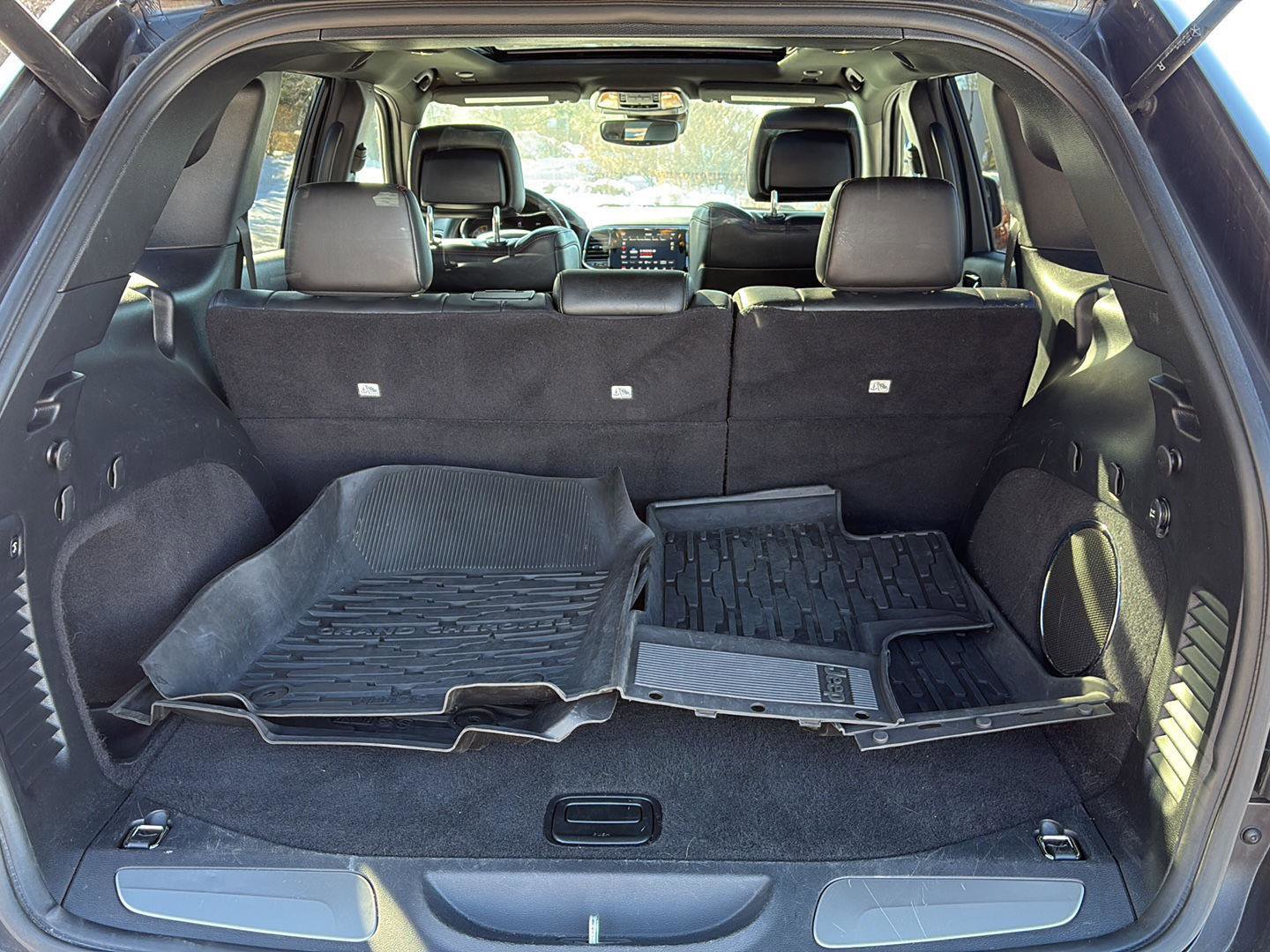 Used 2019 Jeep Grand Cherokee Trailhawk w/ Trailhawk Luxury Group image 8