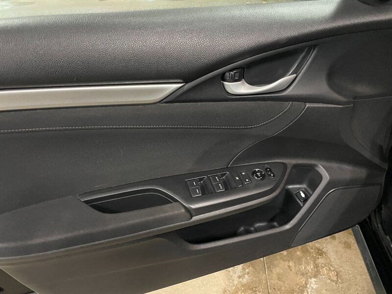 Used 2017 Honda Civic EX-T image 24