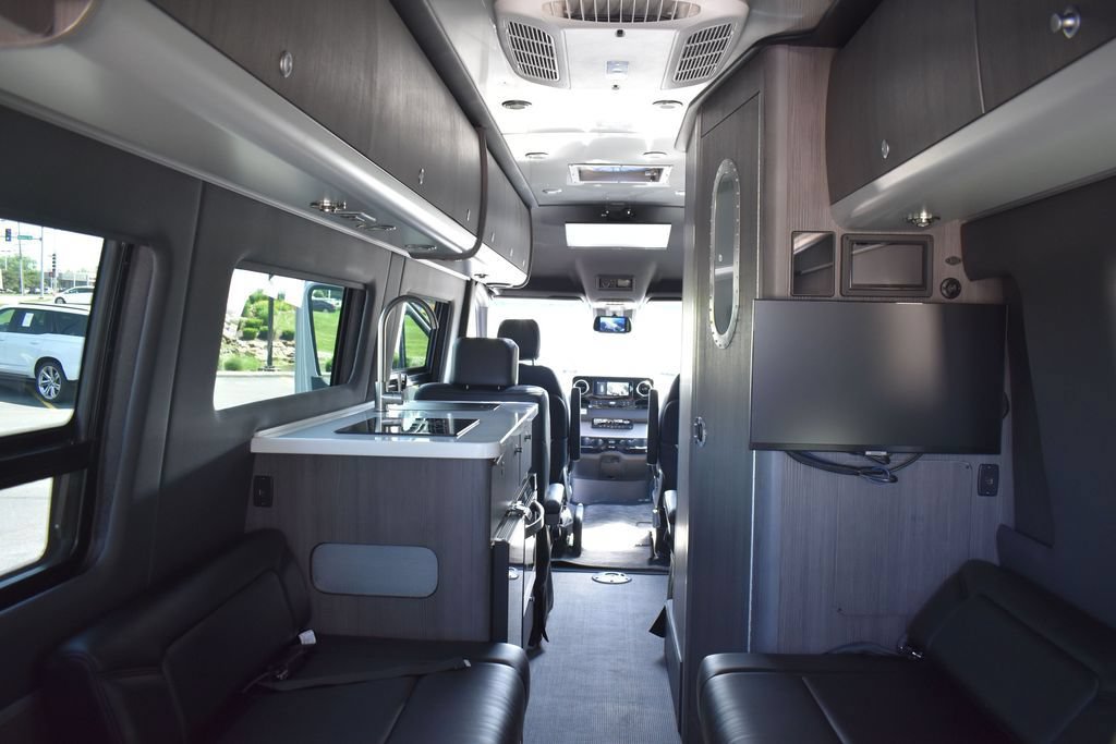Used 2022 Mercedes-Benz Sprinter 3500 image 58