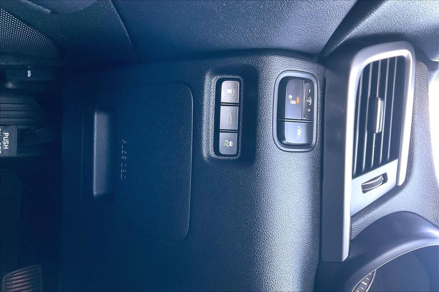 Used 2020 Kia Optima S w/ S Panoramic Sunroof Package FWD image 34