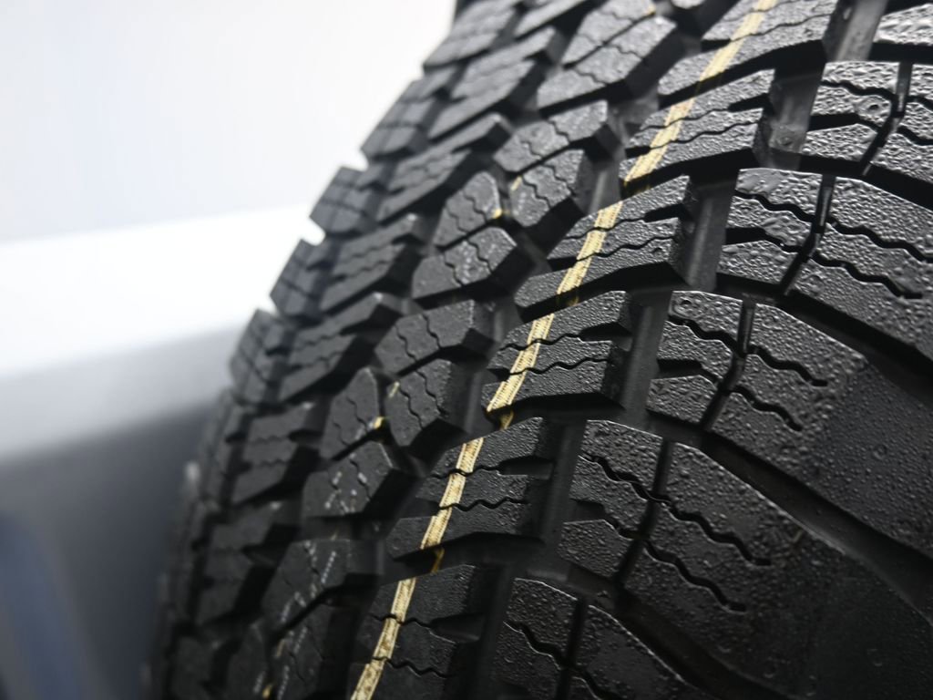 Used 2024 Jeep Wrangler Sport S image 19