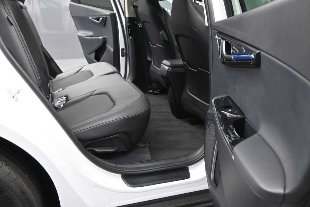 Used 2025 Kia EV6 Light RWD image 18