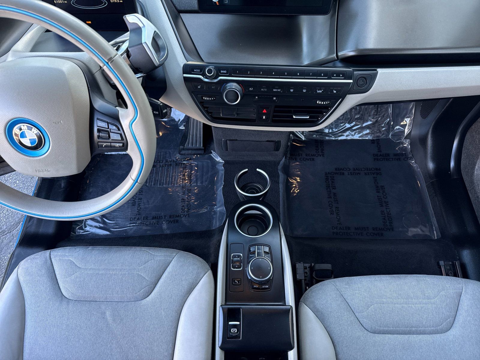 Used 2017 BMW i3 94Ah w/Range Extender image 12