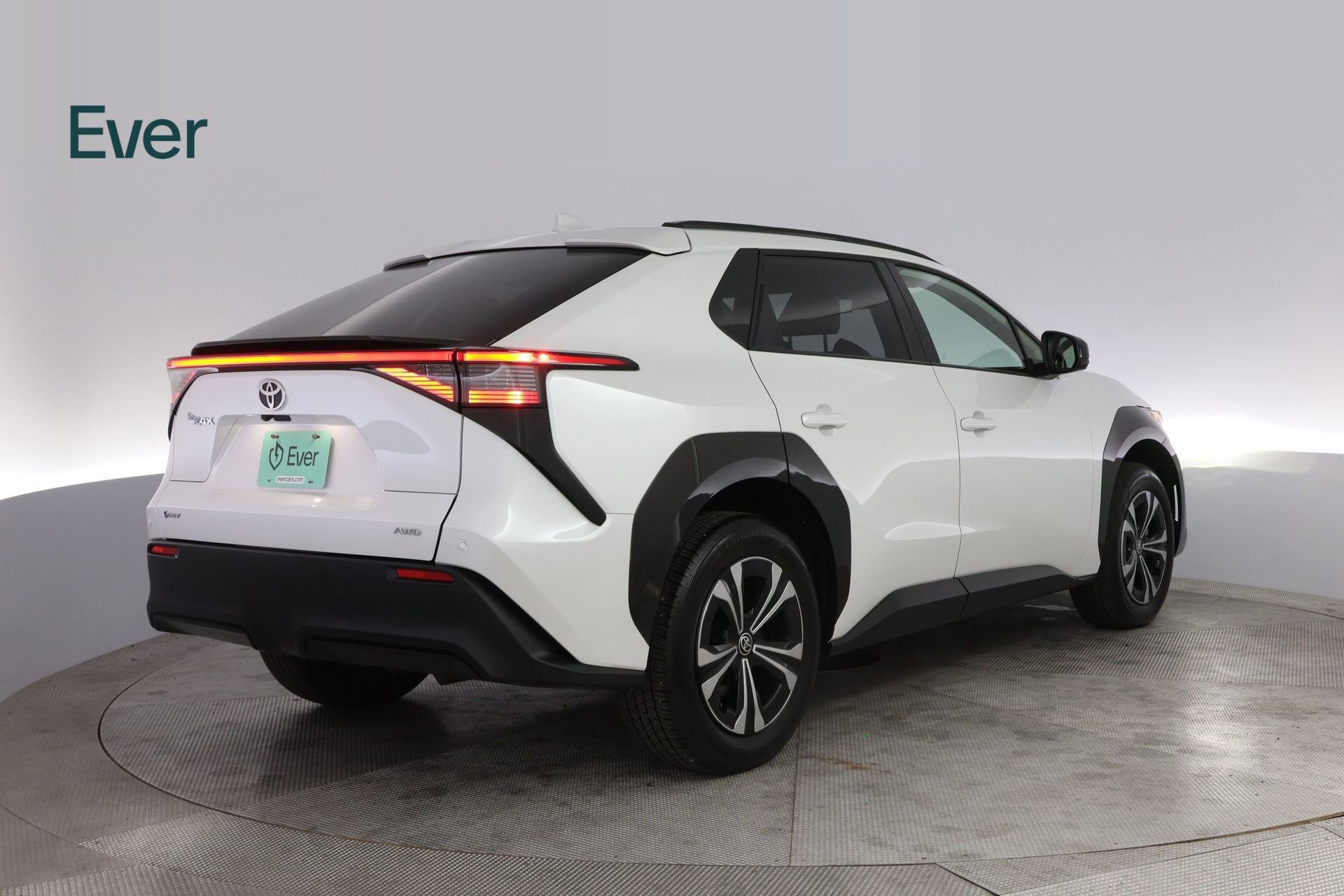 Used 2025 Toyota bZ4X AWD w/ Weather Package image 3