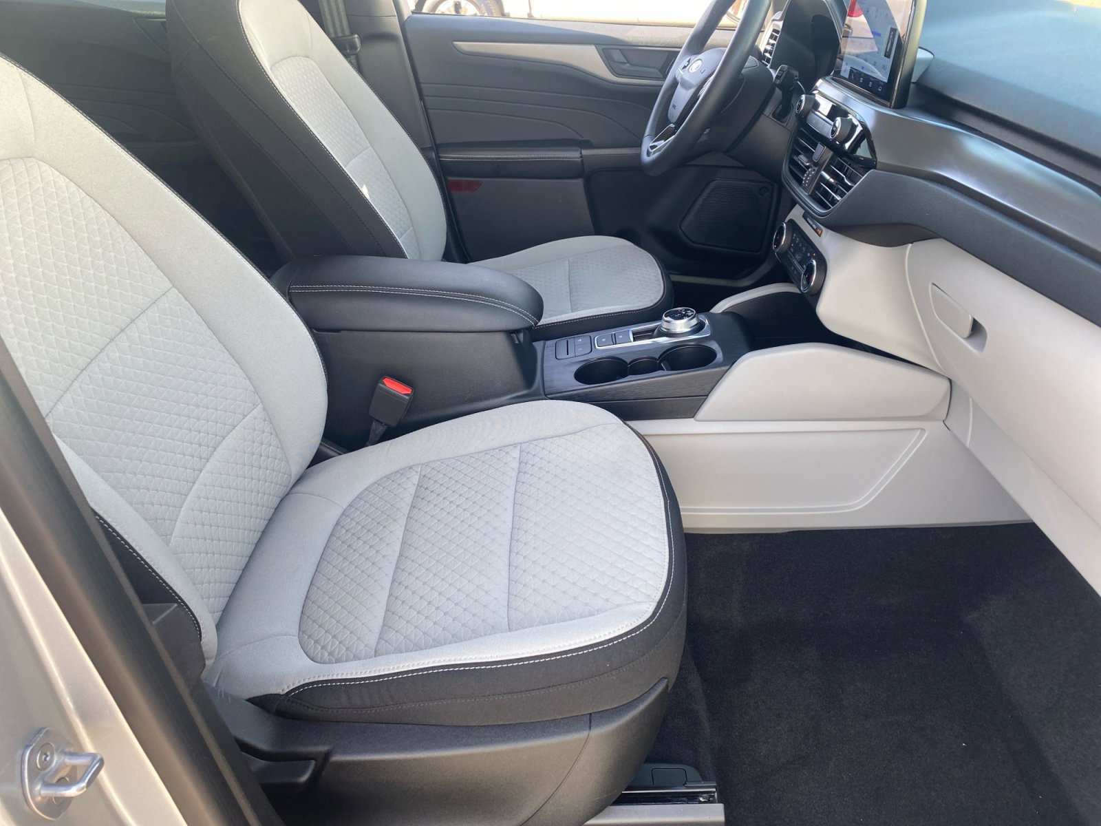 Used 2023 Ford Escape Active image 19