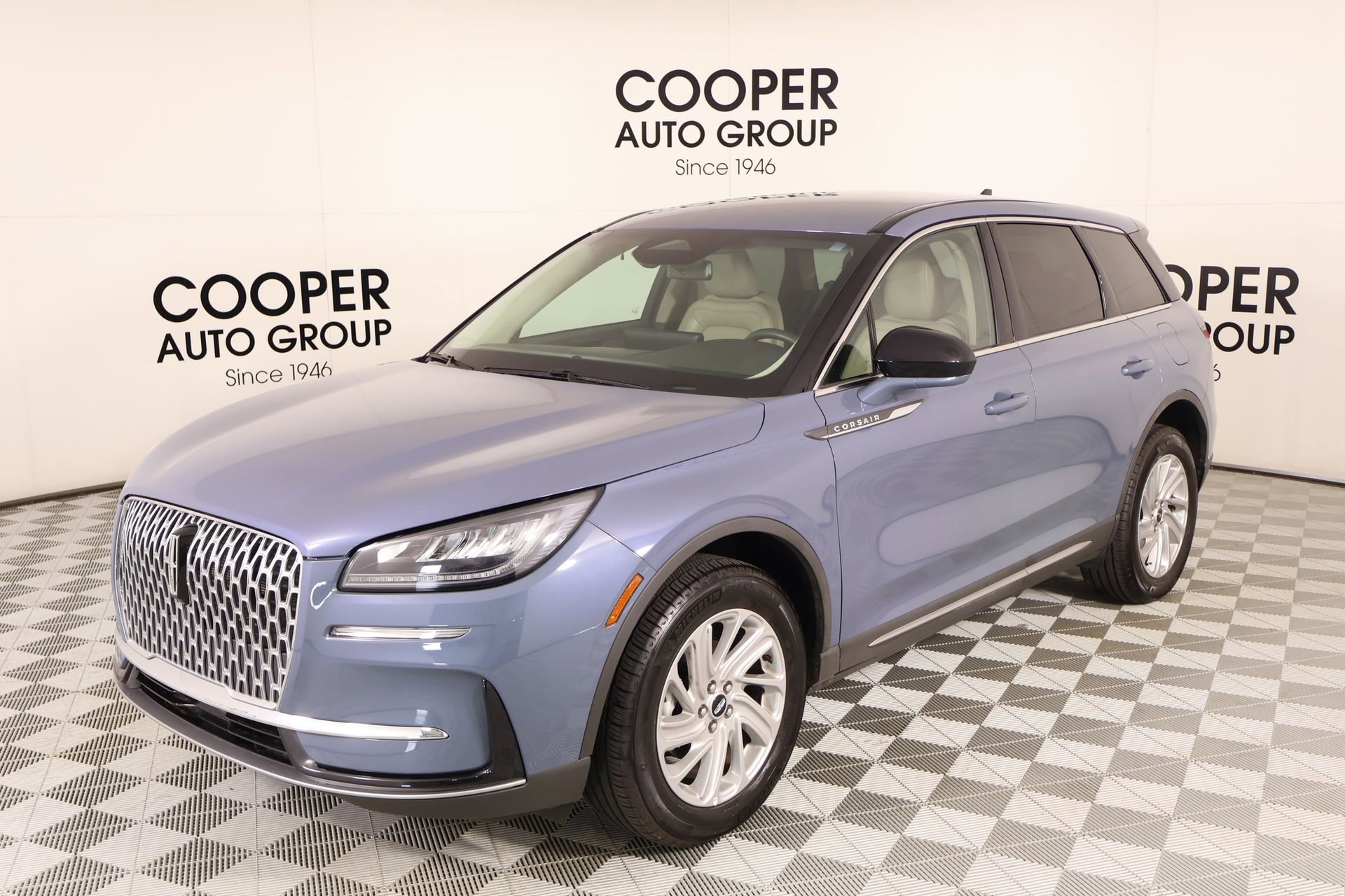 Used 2023 Lincoln Corsair FWD image 10