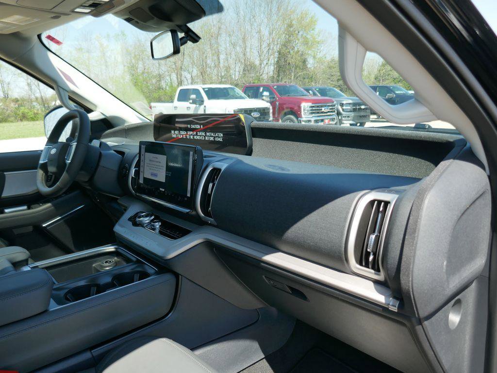 New 2026 Ford Expedition Max Active AWD/4WD image 12