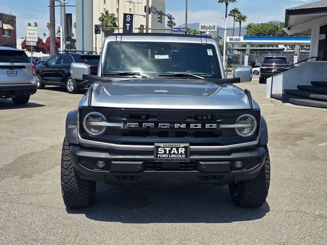 Used 2023 Ford Bronco Outer Banks AWD/4WD image 2