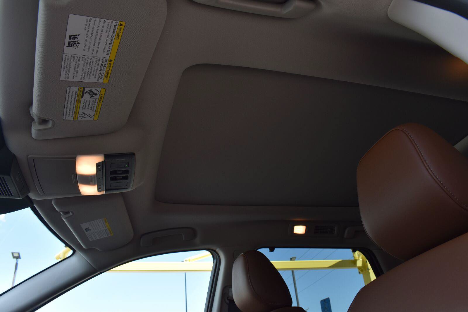 Used 2025 Nissan Pathfinder Platinum w/ Cargo Package FWD image 32