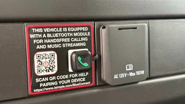 New 2026 Chevrolet Express 2500 w/ Driver Convenience Package RWD image 40