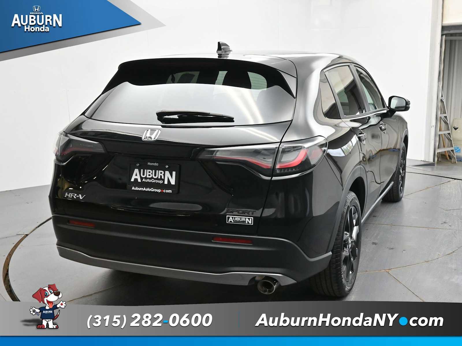 Used 2024 Honda HR-V Sport image 4