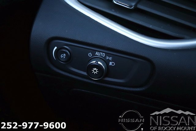 Used 2024 Chevrolet Malibu LT image 25