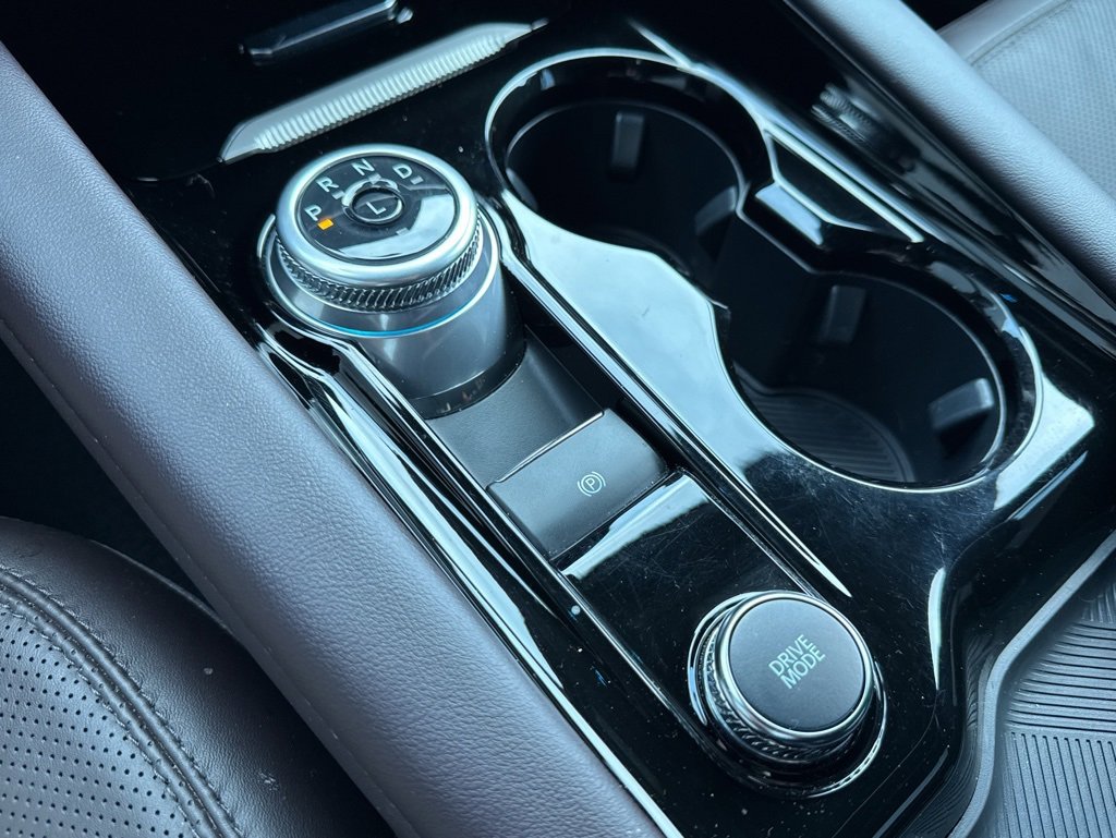 Used 2025 Ford Explorer Platinum w/ LUX Leather Package image 5