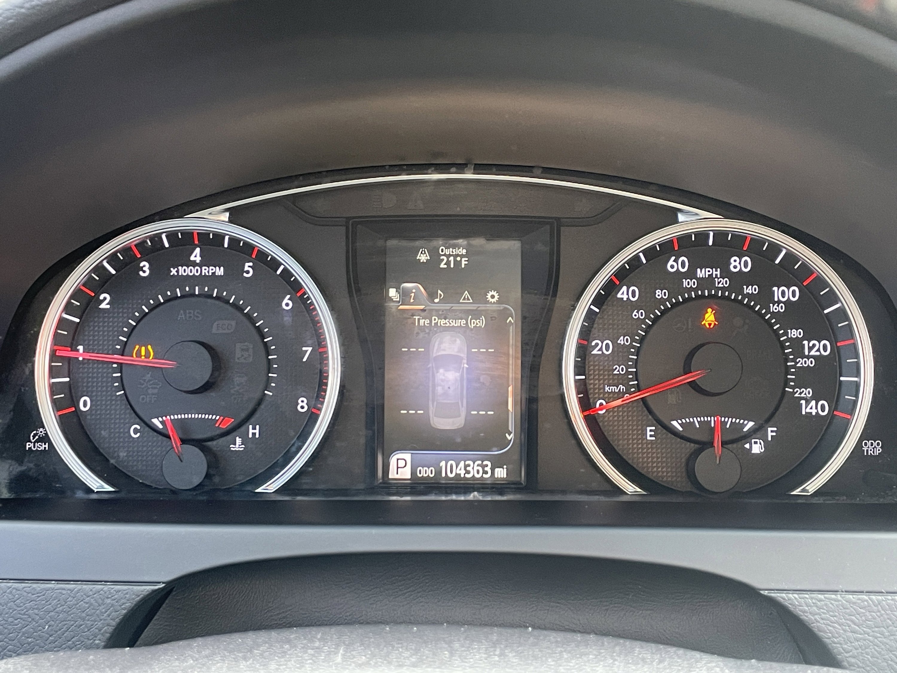 Used 2015 Toyota Camry XSE image 17