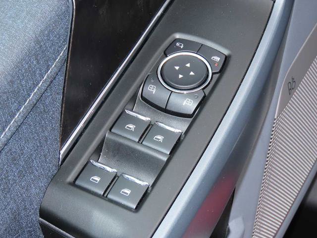 Certified 2021 Ford F150 Lariat w/ Equipment Group 502A High image 19